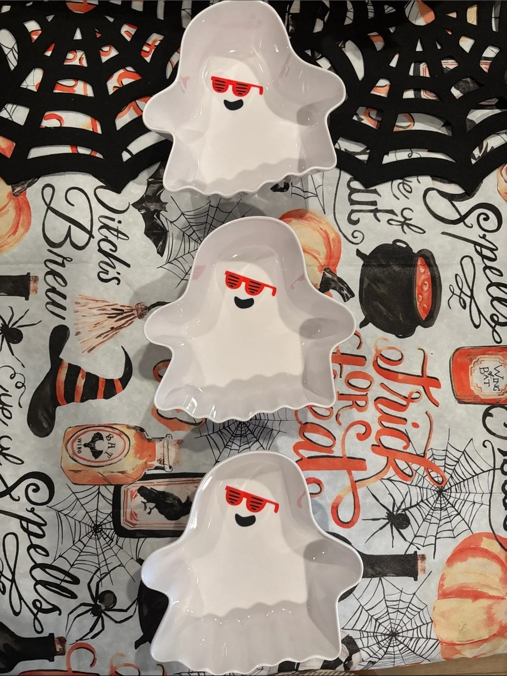Hyde & Eek! Boutique Melamine Figural Bowls